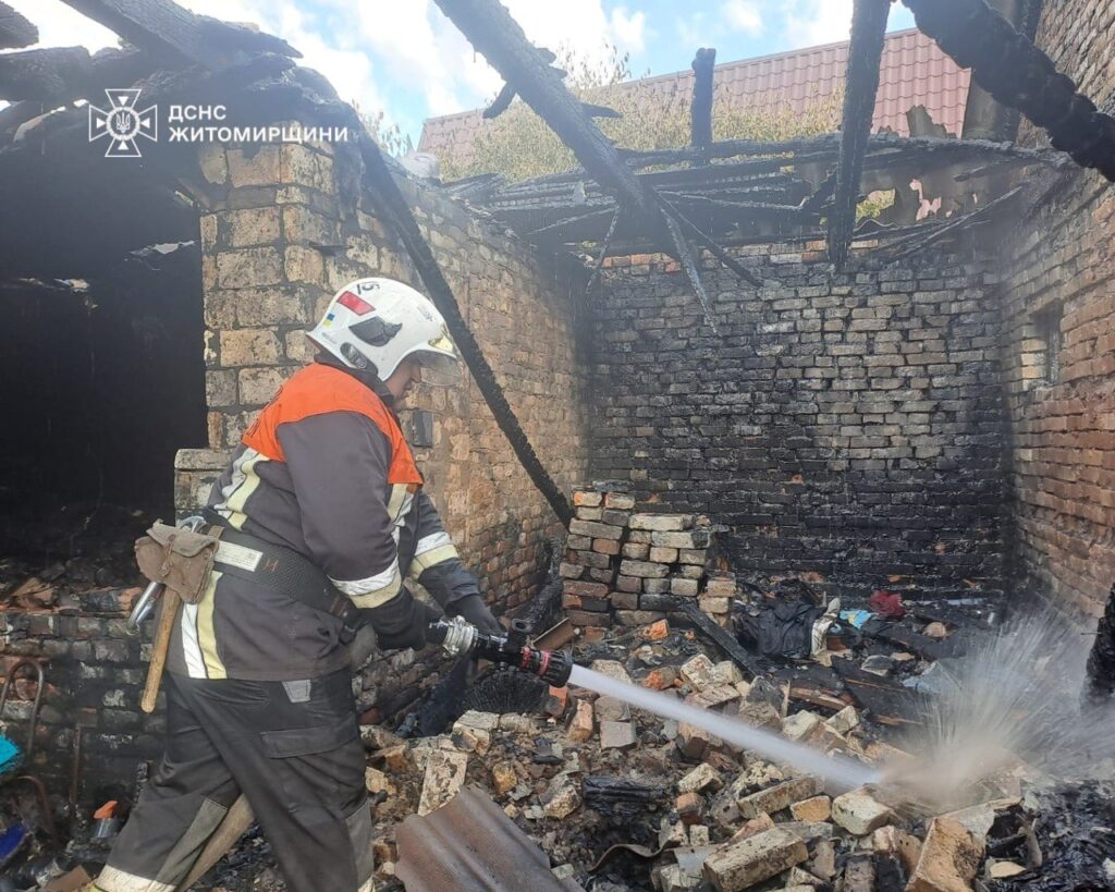 Трагедія у Баранівці: пожежа забрала життя житомирця — Новини Житомира