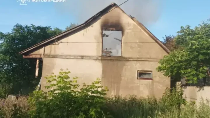 Трагедія у Баранівці: пожежа забрала життя чоловіка — Новини Житомира